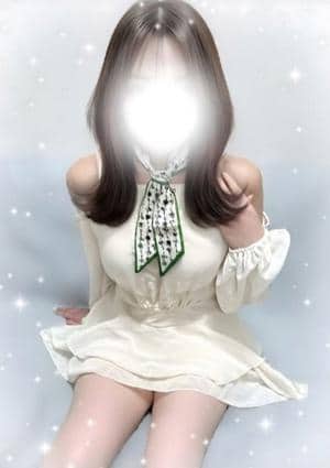 立花ひな