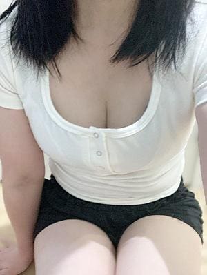 Bonny Spa セラピスト りな