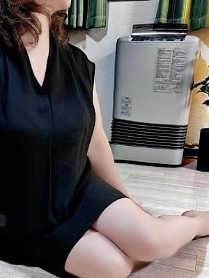 楓-KAEDE- セラピスト 木瀬 しおり