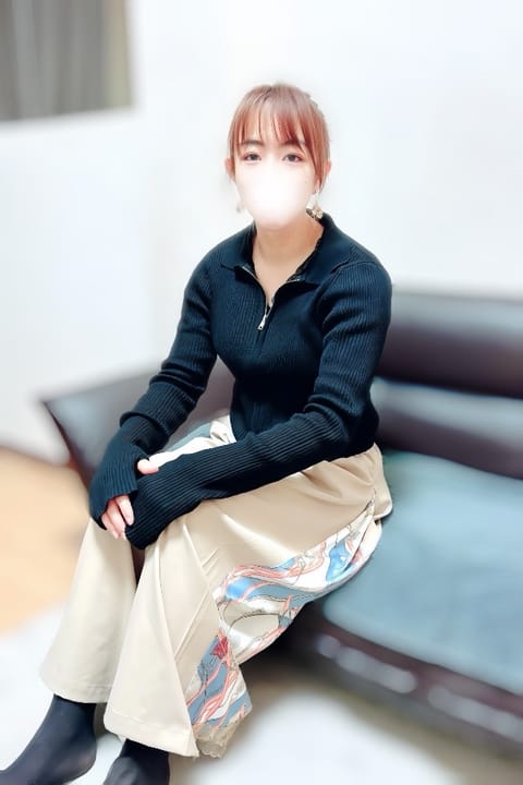 scrape_url:https://esthe-dulcis.com/images_staff/206/033110165864.jpg
