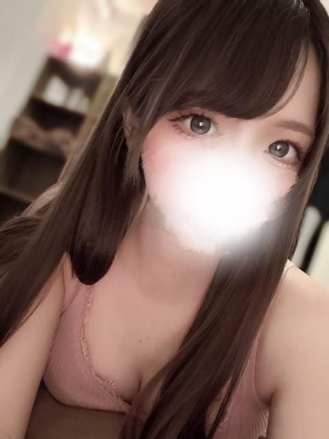 scrape_url:https://lumitia-aroma.men-este.net/data/staff/51/stf_6928845db88a4.jpg