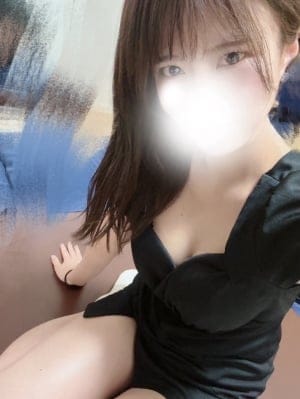 scrape_url:https://esthe-platinum.tokyo/images_staff/760/042511585378.jpeg