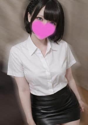 小川 ひなの