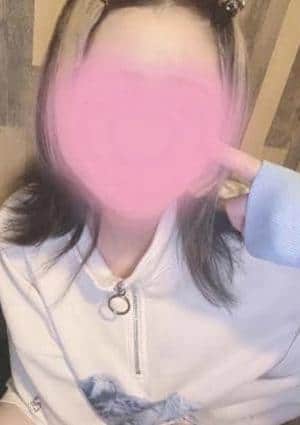 桐谷 まな