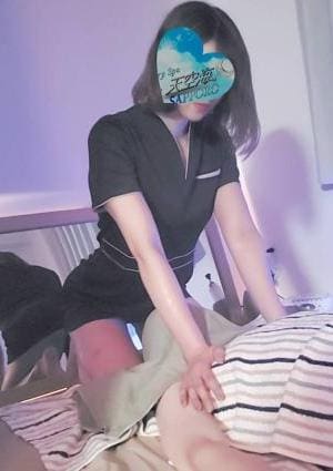 鶯 ミカ