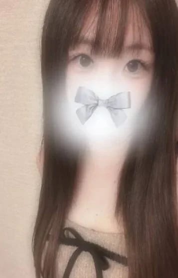 scrape_url:https://img.estama.jp/shop_data/00000040892/cast/sub/357x556/img_3b8d5_20251203230202.jpg?f=webp