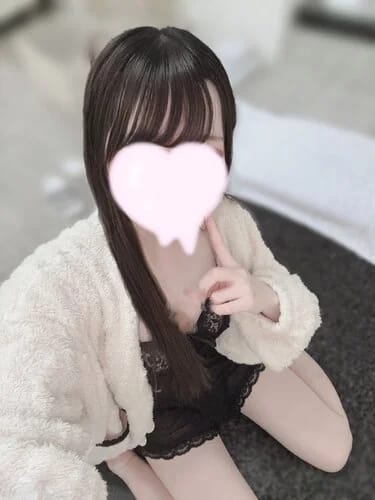 scrape_url:https://esthe-angeaile.com/images_staff/189/12221430303.jpeg