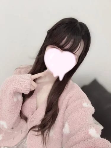 scrape_url:https://esthe-angeaile.com/images_staff/189/103117295875.jpeg