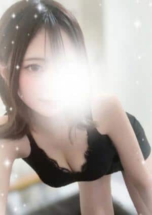 ONLY セラピスト 佐野　エマ