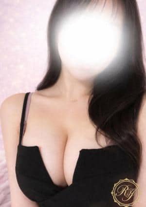 ROYAL HONEY セラピスト れいか