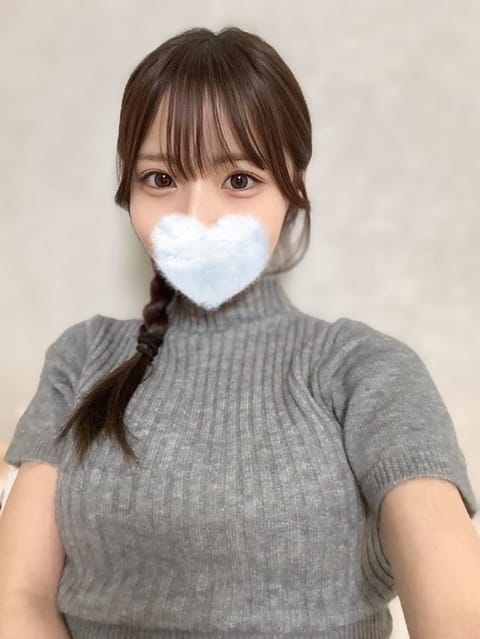 ピーチネクスト セラピスト 白咲もえ 20歳