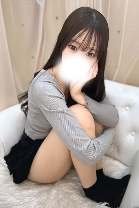 Lynx（リンクス） セラピスト 小春ゆみ 20歳