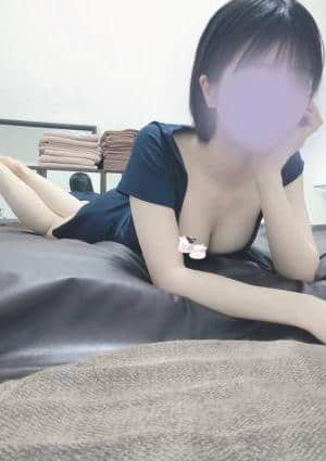 新人あきな