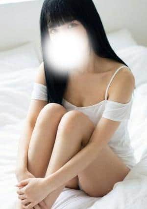 √洗体エステ セラピスト 源ゆりな