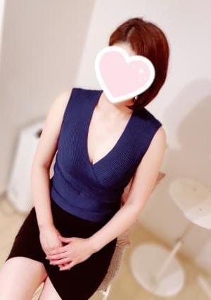 代々木上原メンズエステ 淑女の手 セラピスト 小峰あず