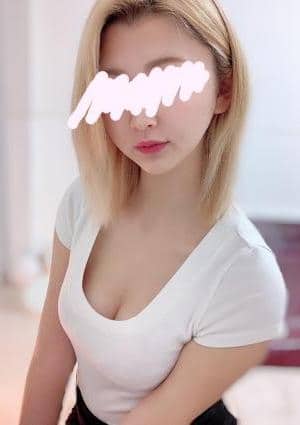 片瀬なぎさ
