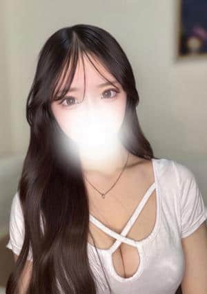小松るる