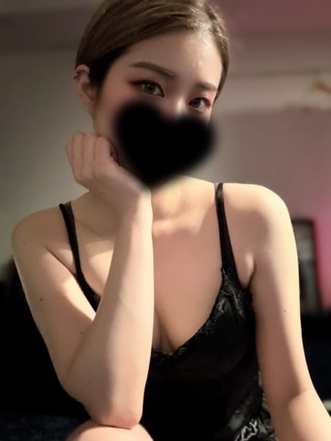 scrape_url:https://esthe-alice.net/images_staff/241/070414530423_12.jpeg