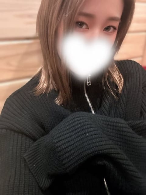 scrape_url:https://esthe-alice.net/images_staff/241/070414530487_4.jpeg