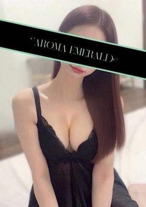 水原ちあき