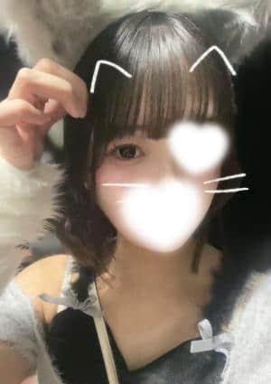 Aroma LO'EWE セラピスト りさ