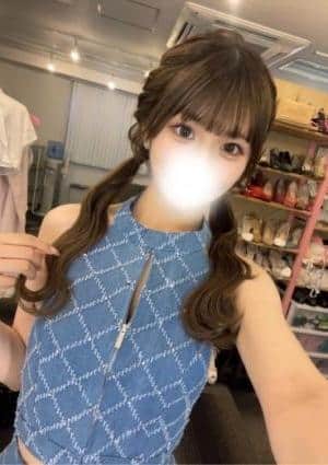 AROMA CROWN（アロマクラウン） セラピスト SS級りさ