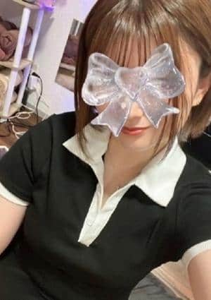 CRYSTAL SPA セラピスト えま
