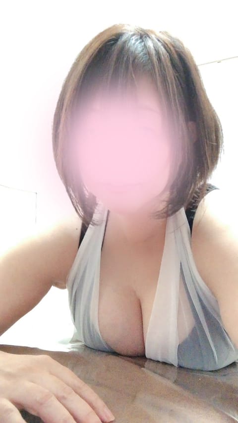 女神の手 セラピスト いのり 37歳