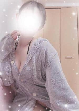 White（ホワイト）スパ セラピスト ゆきな