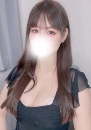 水原ゆな