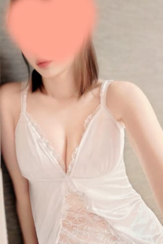 ミセスの吐息SPA セラピスト 秋山 40歳