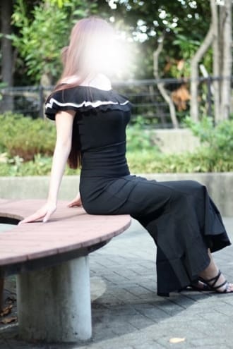 scrape_url:https://grandaromatokyo.com/images_staff/285/080918214825.jpg