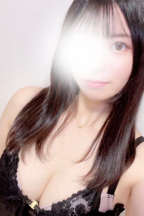 The Aroma セラピスト 桃瀬りお 23歳