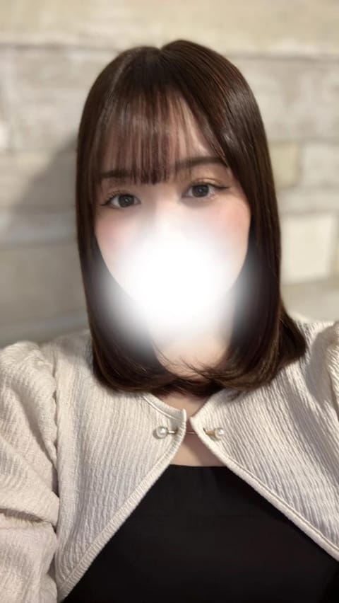 新宿MITSUBACHI（ミツバチ） セラピスト まいか 21歳