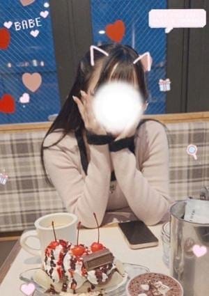 桃瀬にこる