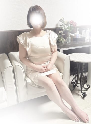 MADAM名古屋 セラピスト 堀江