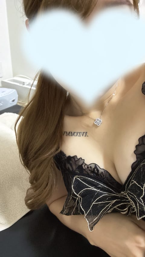 scrape_url:https://esthe-alice.net/images_staff/403/103115182784.jpeg