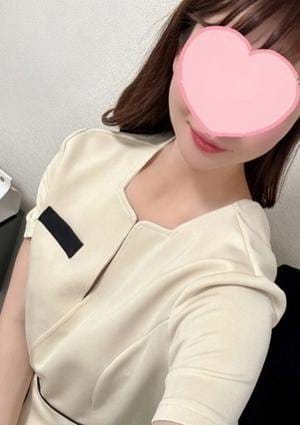 白井まりな