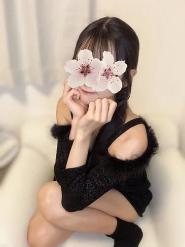 scrape_url:https://esthe-angeaile.com/images_staff/195/012614422477.jpeg