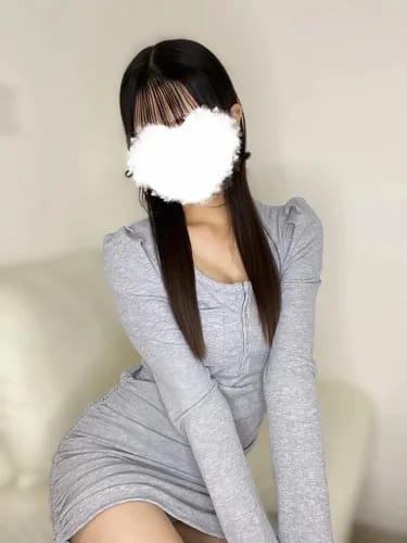 scrape_url:https://esthe-angeaile.com/images_staff/195/041314550873_0.jpg