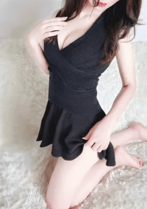 Aroma Club 響 セラピスト 酒井萌香
