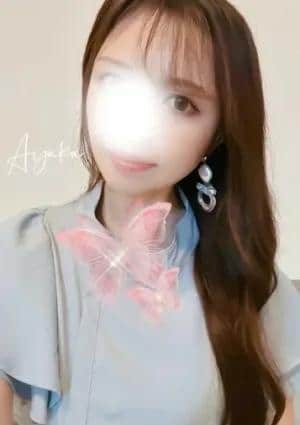 三上　彩花