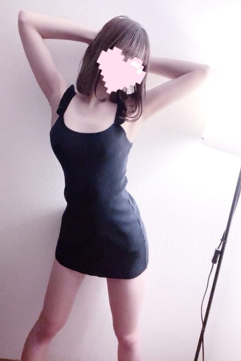 scrape_url:https://esthe-dulcis.com/images_staff/151/011012563581.jpg