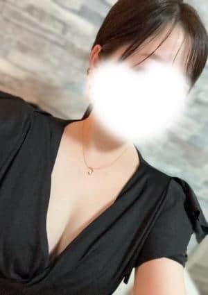 美月るな