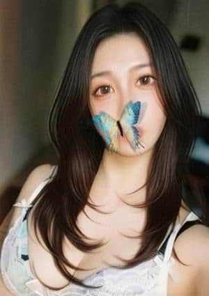 藤代まりな