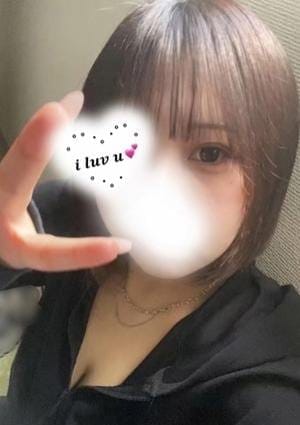 高畑むぎ
