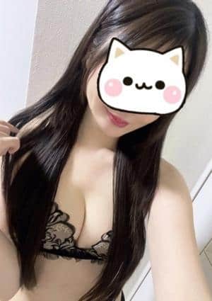 青山まりえ