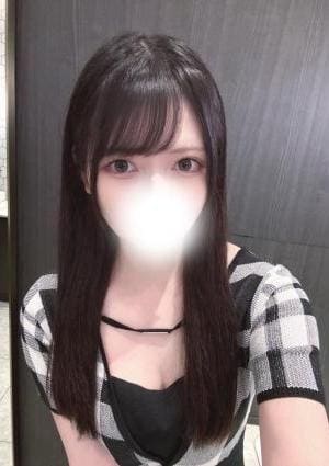 鈴南えみる