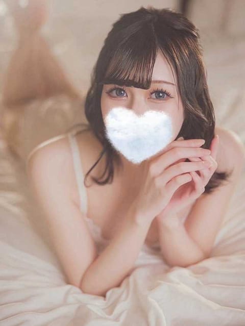 scrape_url:https://peach-next.com/mobileImg/1004152/item/10035107/11108564_640_0.jpg