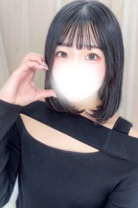 愛川もね
